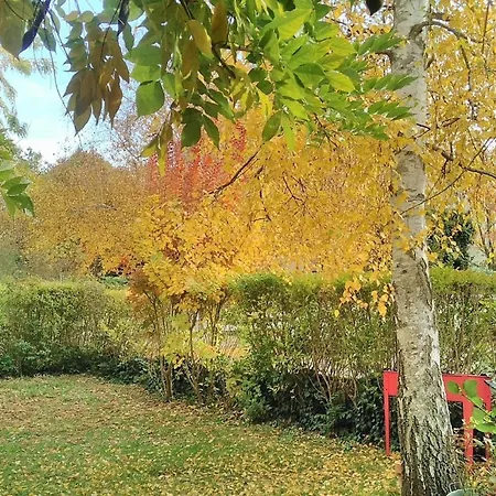 Les Iris Bed & Breakfast